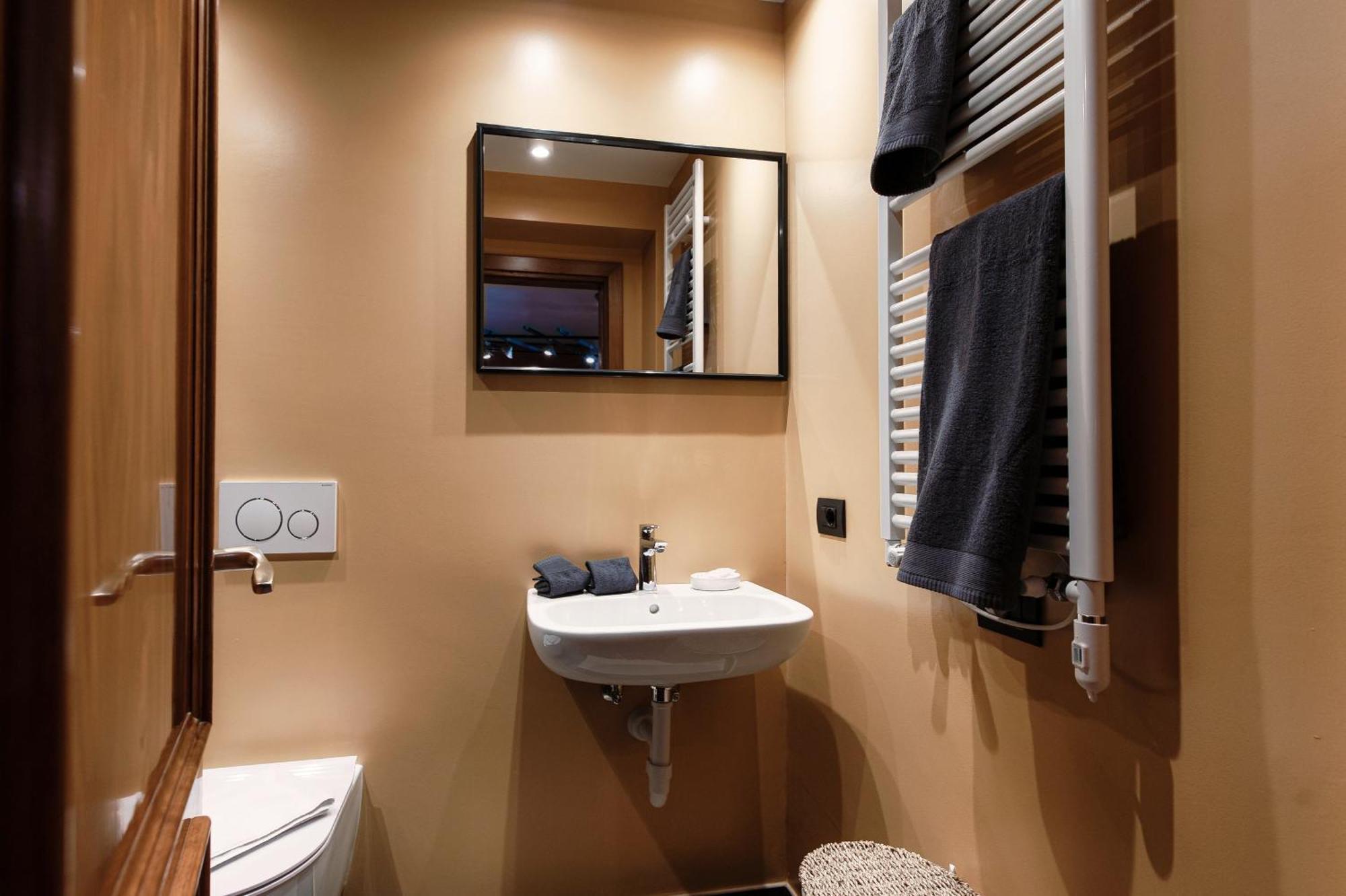 Apartmán Crotto Polirolo - The House Of Travelers Cernobbio Exteriér fotografie